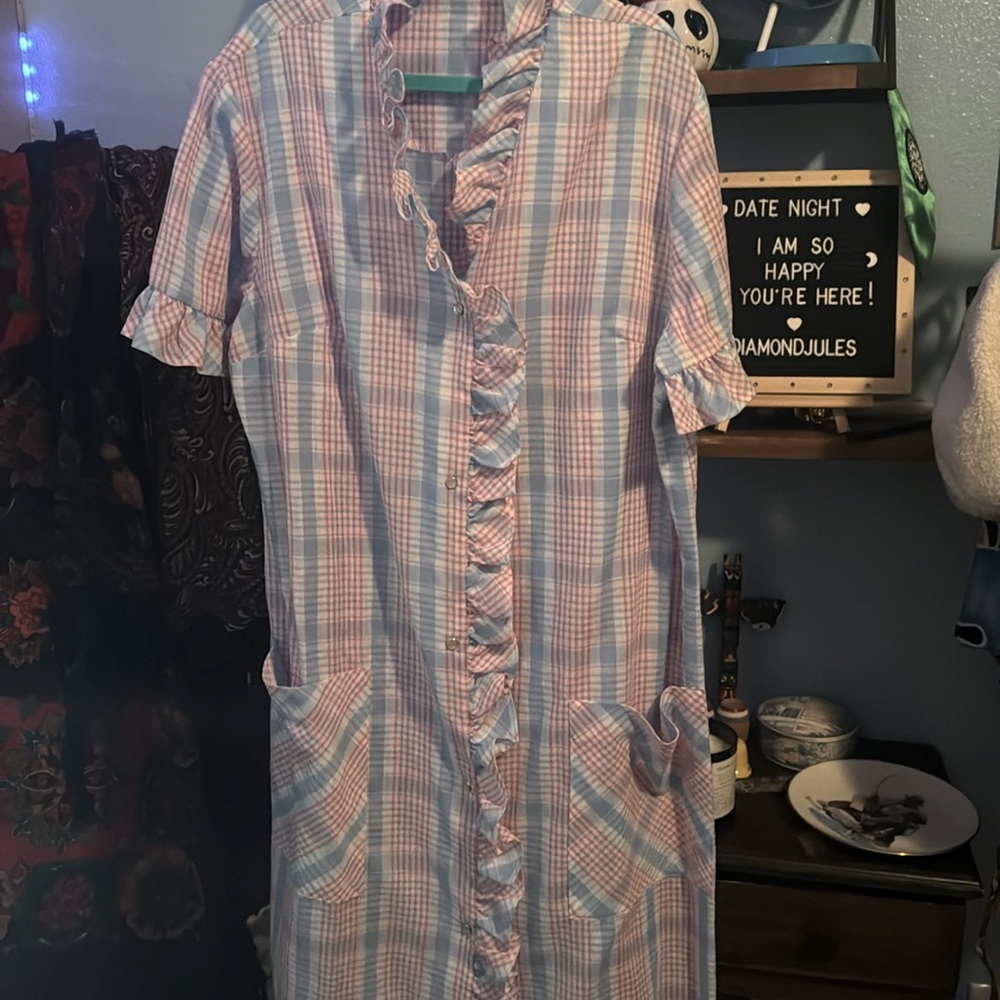 VTG Pearl Snap With Ruffles House Dress